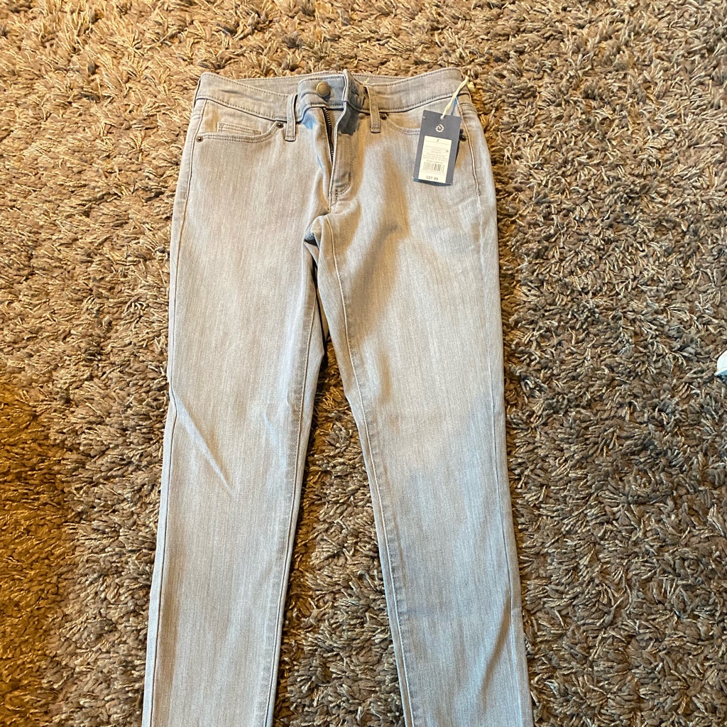 Brand New With Tags Universal Threads Skinny Jeans